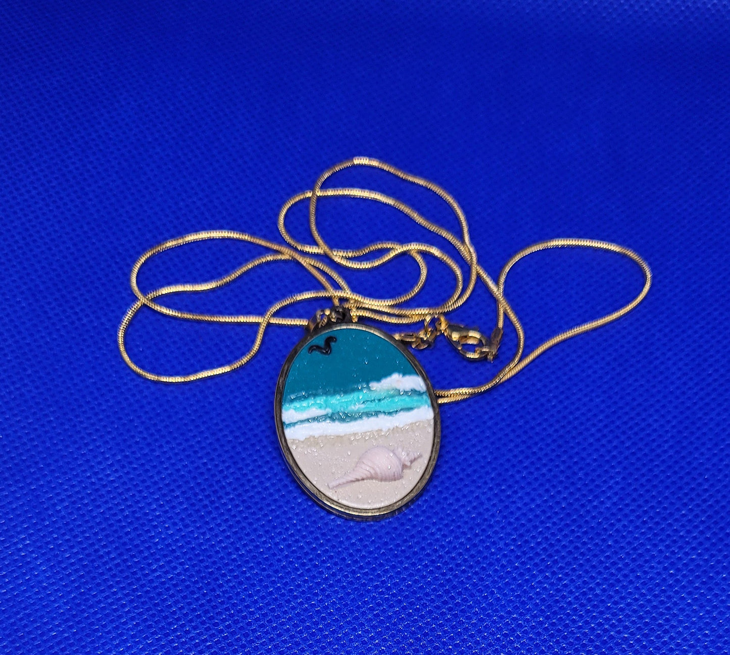 Beach pendant| Beach themed necklace| Gift for beach lover