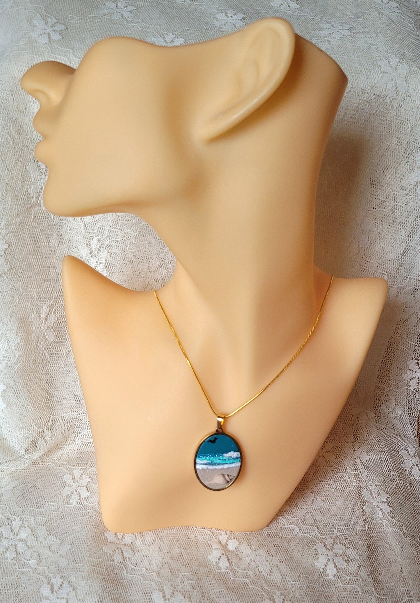 Beach pendant| Beach themed necklace| Gift for beach lover